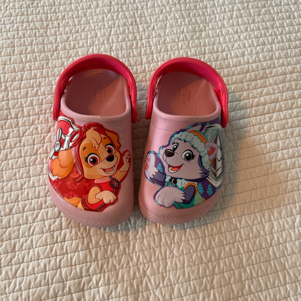 Paw Patrol CROCS size Toddler 8 (C8). GUC